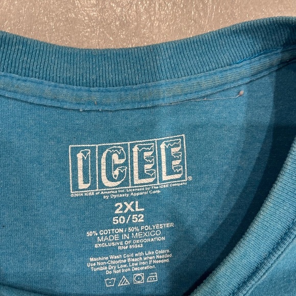 [2XL]ICEE Blue Polar Bear Graphic S/S Crew Neck Novelty Shirt - Picture 2 of 5